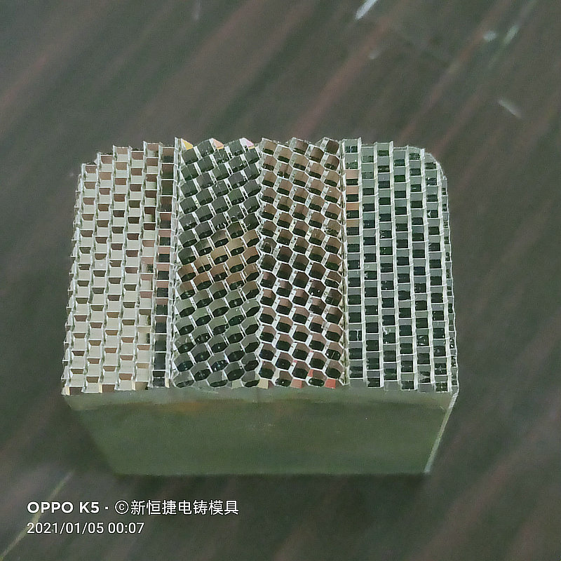 燈罩糢(mo)具13
