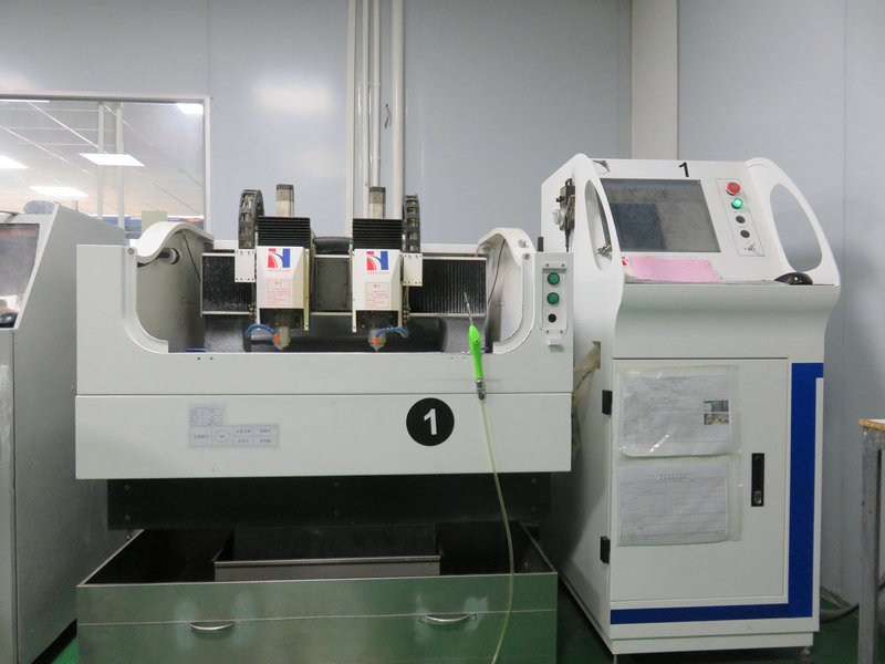 精(jing)鵰機